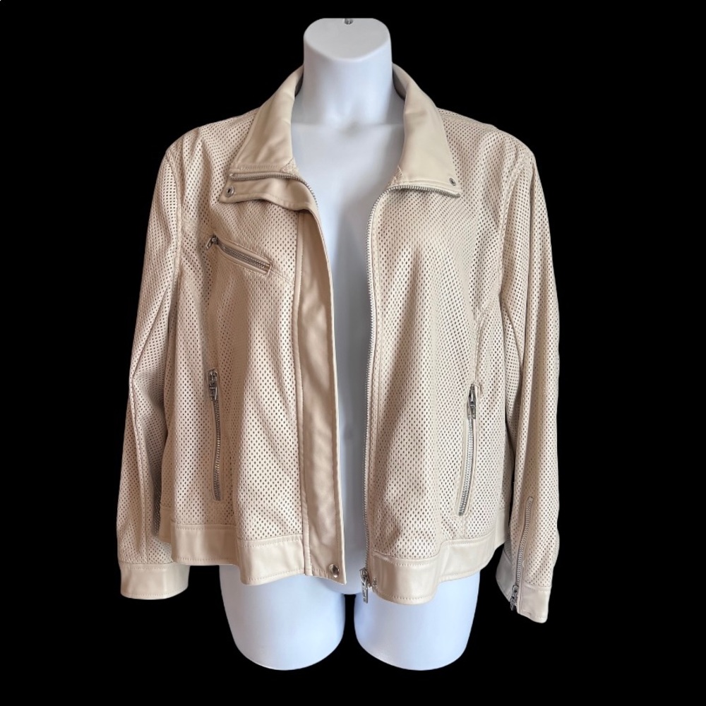 Anthropologie BlankNYC 3x Cream Moto Jacket Vegan Leather Zippers No Wear Cool!